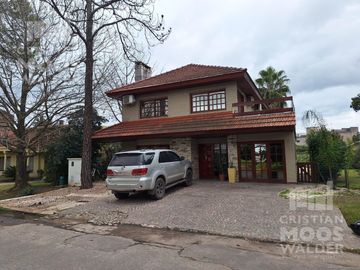 Casa en venta 5 ambientes Country Maschwitz Club