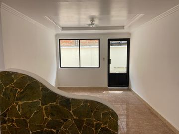 Casa en venta. sector 10 de Agosto