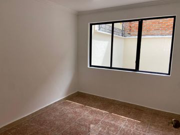 Casa en venta. sector 10 de Agosto