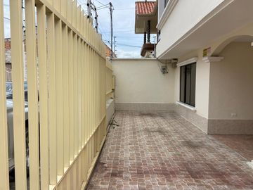 Casa en venta. sector 10 de Agosto