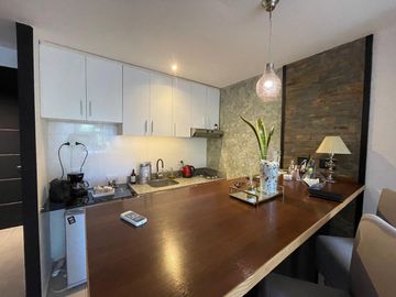 Excelente loft con jardín en venta CON RENTA en Ayres Vila