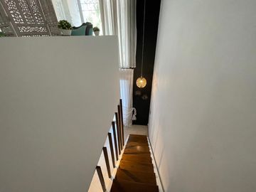 Excelente loft con jardín en venta CON RENTA en Ayres Vila