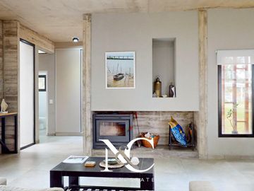 Casa en venta en Costa Esmeralda con fondo libre