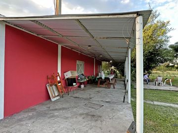 Chacra a 13 km  de Gualeguaychu, excelente entorno.
