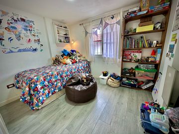 Venta PH  tres ambientes con cochera a  pasos  del Mar  !