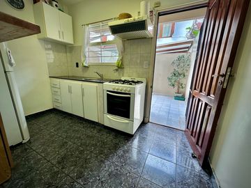 Venta PH  tres ambientes con cochera a  pasos  del Mar  !