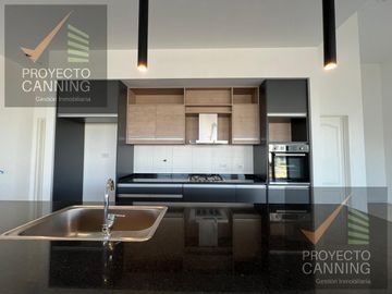 Venta de casa en Barrio San Felipe Canning