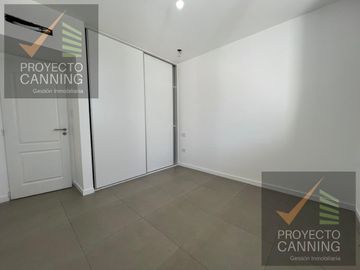 Venta de casa en Barrio San Felipe Canning