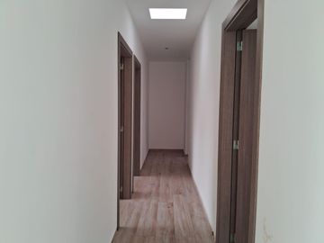 Casa en  Venta en Jardin de Las Tejas 3 dormitorios, 3 baños, jardin. A estrenar
