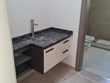 Casa en  Venta en Jardin de Las Tejas 3 dormitorios, 3 baños, jardin. A estrenar