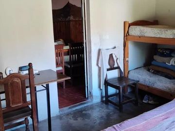 Casa en venta - 2 Dormitorios 1 Baño - Cocheras - 400Mts2 - Luján