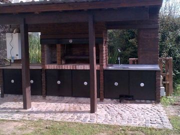 Casa en venta - 4 Dormitorios 6 Baños - 900Mts2 - Luján