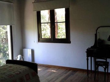 Casa en venta - 4 Dormitorios 6 Baños - 900Mts2 - Luján