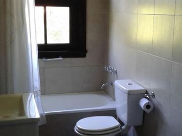 Casa en venta - 4 Dormitorios 6 Baños - 900Mts2 - Luján