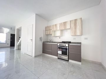DUPLEX EN  ITUZAINGÓ-