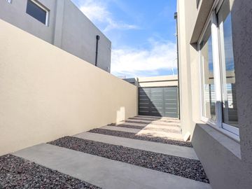 DUPLEX EN  ITUZAINGÓ-