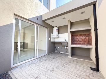 DUPLEX EN  ITUZAINGÓ-