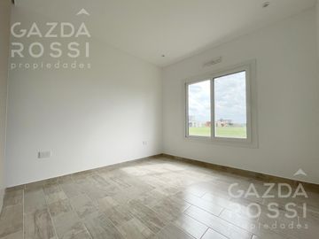 venta casa con piscina en Barrio San Felipe