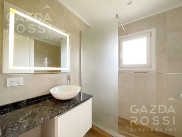 venta casa con piscina en Barrio San Felipe