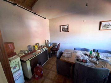 Casa en  Las Heras 699 esquina San martin ( apto profesional)
