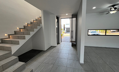En venta Casa en carretera Sitpatch