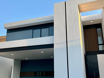 En venta Casa en carretera Sitpatch