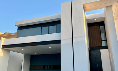 En venta Casa en carretera Sitpatch