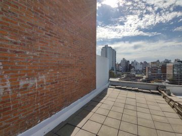 Departamento monoambiente en Barrio Lourdes, Rosario