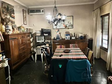 CHALET  EN BURZACO