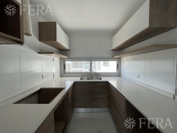 Venta de Departamento 3 ambientes con balcón en Wilde