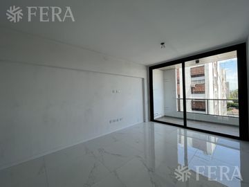 Venta de Departamento 3 ambientes con balcón en Wilde