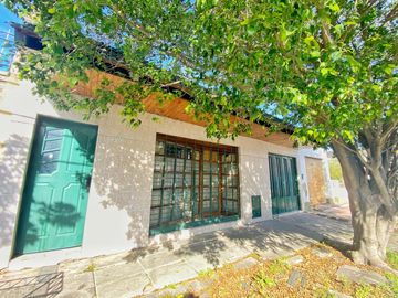 VENTA CASA 3 AMB 207 M2 VALENTIN ALSINA