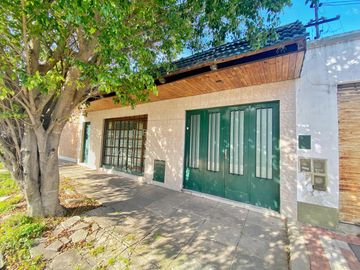 VENTA CASA 3 AMB 207 M2 VALENTIN ALSINA