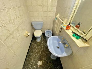 VENTA CASA 3 AMB 207 M2 VALENTIN ALSINA