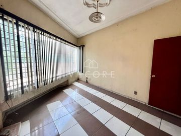 CASA EN VENTA EN QUINTA VELARDE, GUADALAJARA