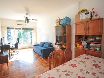 Departamento en venta de 2 ambientes en Chacarita