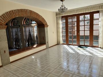 Casa en lomas del sol en venta