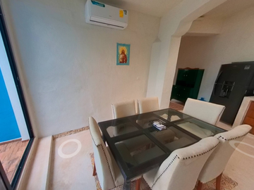 Casa amueblada en renta/venta en Zona Centro