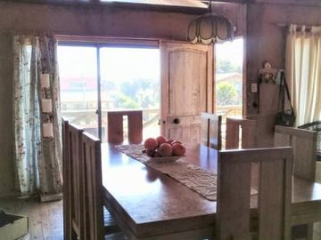 Vendo casa con 3 cabañas y terreno, giro comercial en Iloca.