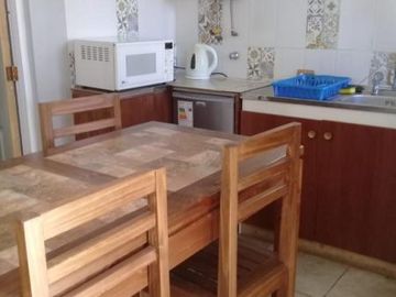 Vendo casa con 3 cabañas y terreno, giro comercial en Iloca.