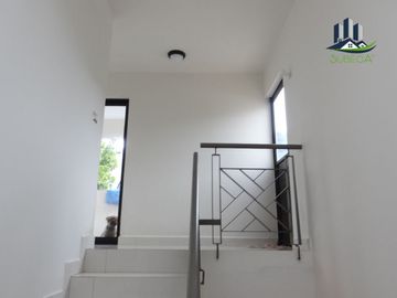 Venta de Casa en Fraccionamiento Morada del Quetzal Xalapa, 3 recámaras y Jardín