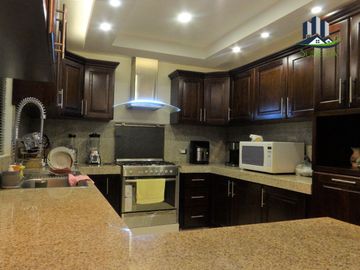 Venta de Casa en Fraccionamiento Morada del Quetzal Xalapa, 3 recámaras y Jardín