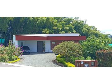 Se Arrienda Hermosa Casa Campestre Vía Armenia- Pereira