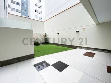 DEPARTAMENTO EN MAGDALENA DEL MAR LIMITE CON SAN ISIDRO