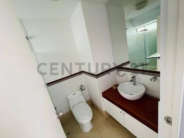 DEPARTAMENTO EN MAGDALENA DEL MAR LIMITE CON SAN ISIDRO