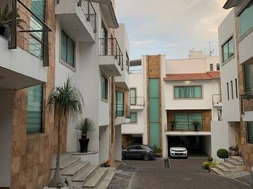 VENTA  Casa en Fuentes de Tepepan