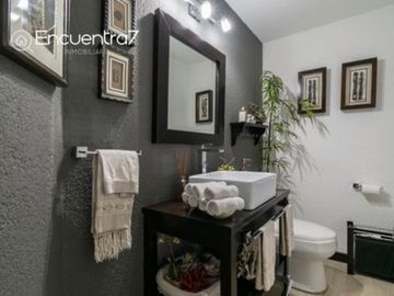 Venta casa en San Jerónimo