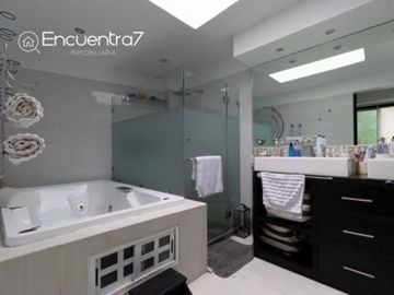 Venta casa en San Jerónimo