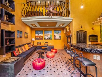 En Venta Casa en el Centro de San Miguel de Allende – Con Casa para Huéspedes