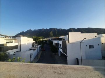 CASA EN VENTA PORTO CUMBRES GARCIA NUEVO LEÓN